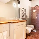 Magenta Collection Crociferi 1 Daire